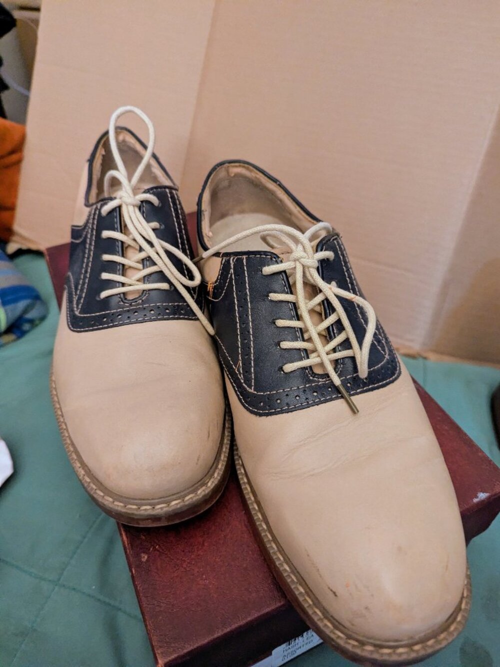 BASS Meb's Two Tone Derby Shoes Size 9.5